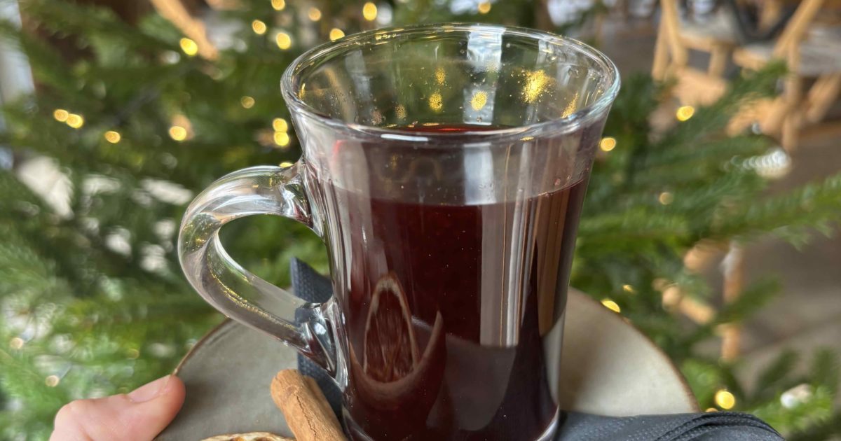 Festive Honey Mulled Wine | Groobarb's Wild Farm