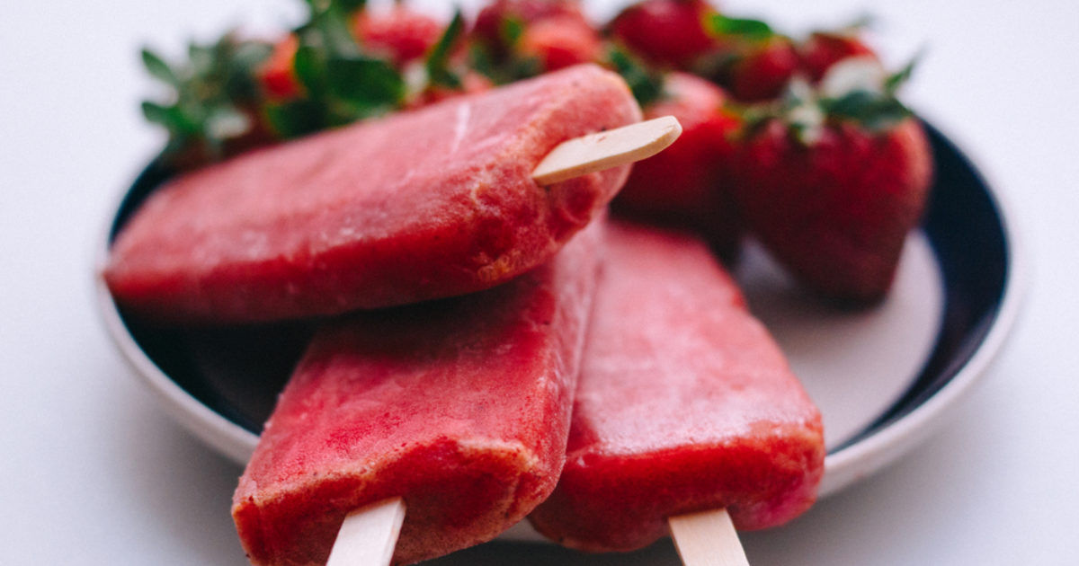 Strawberry and Thyme Ice Lollies | Groobarb's Wild Farm