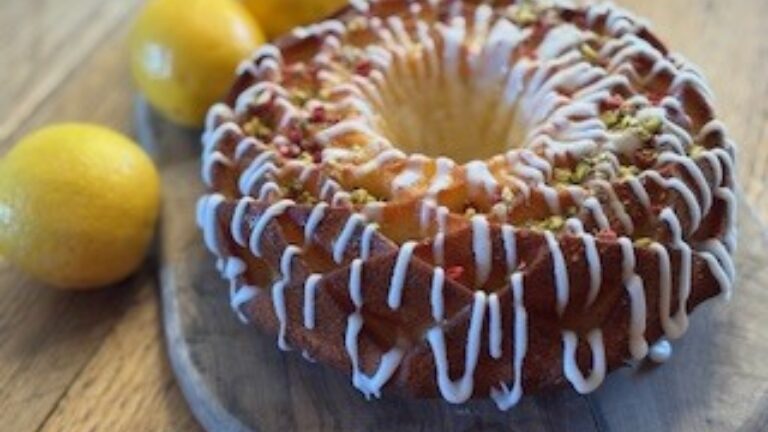 Lemon and Yoghurt Bundt Cake