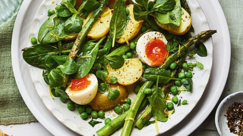 DEL 2022 Q2 SAM FOLAN Lemony Roasted Asparagus New Pots Pea Salad 960x1200 768x960 1